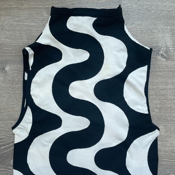 BEBE Vtg 90's Blk + White Mod Stretchy Sleeveless Top Sz M/L 60's Retro Indie - Picture 2 of 8